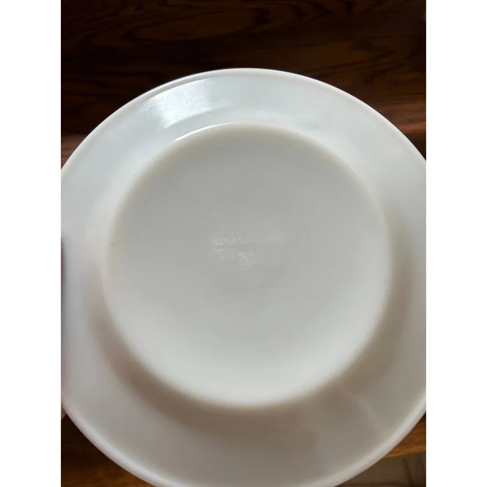 Vintage Pyrex Spring Blossom Green Crazy Daisy Milk Glass Dinner Plate 10 inch